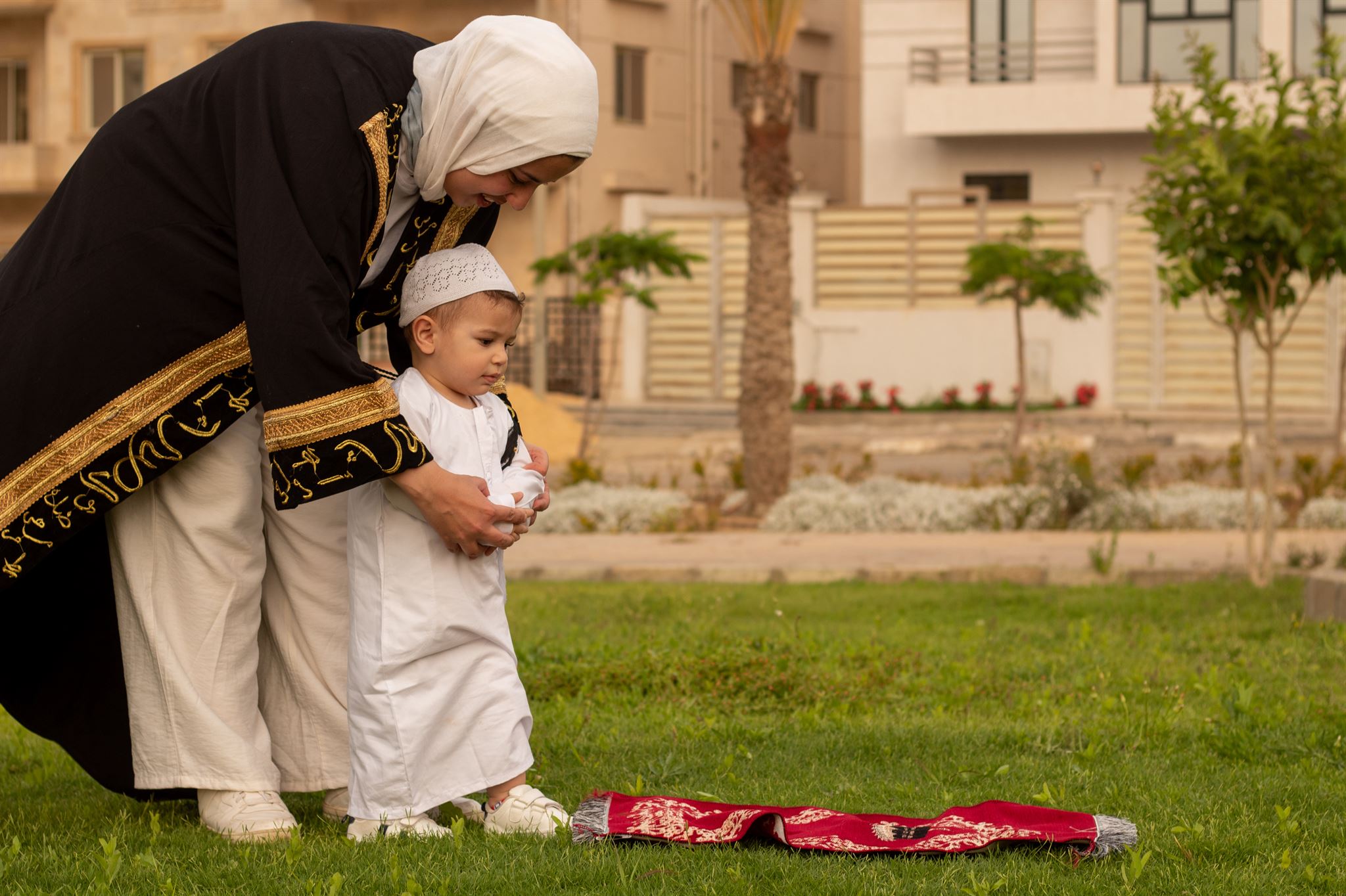 Woman-with-child